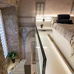 Spagna Luxury - Trevi Fountain Διαμέρισμα *